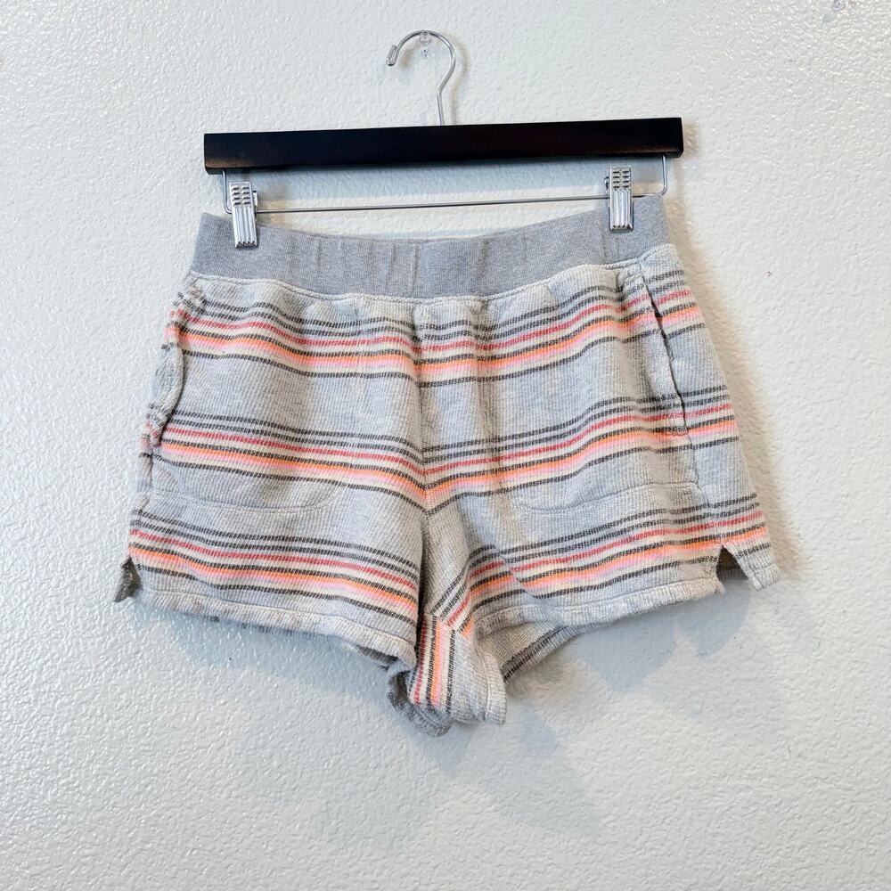 Madewell MWL Stitched-Pocket Sweatshorts in Sorrento Stripe NA560 gray red pink